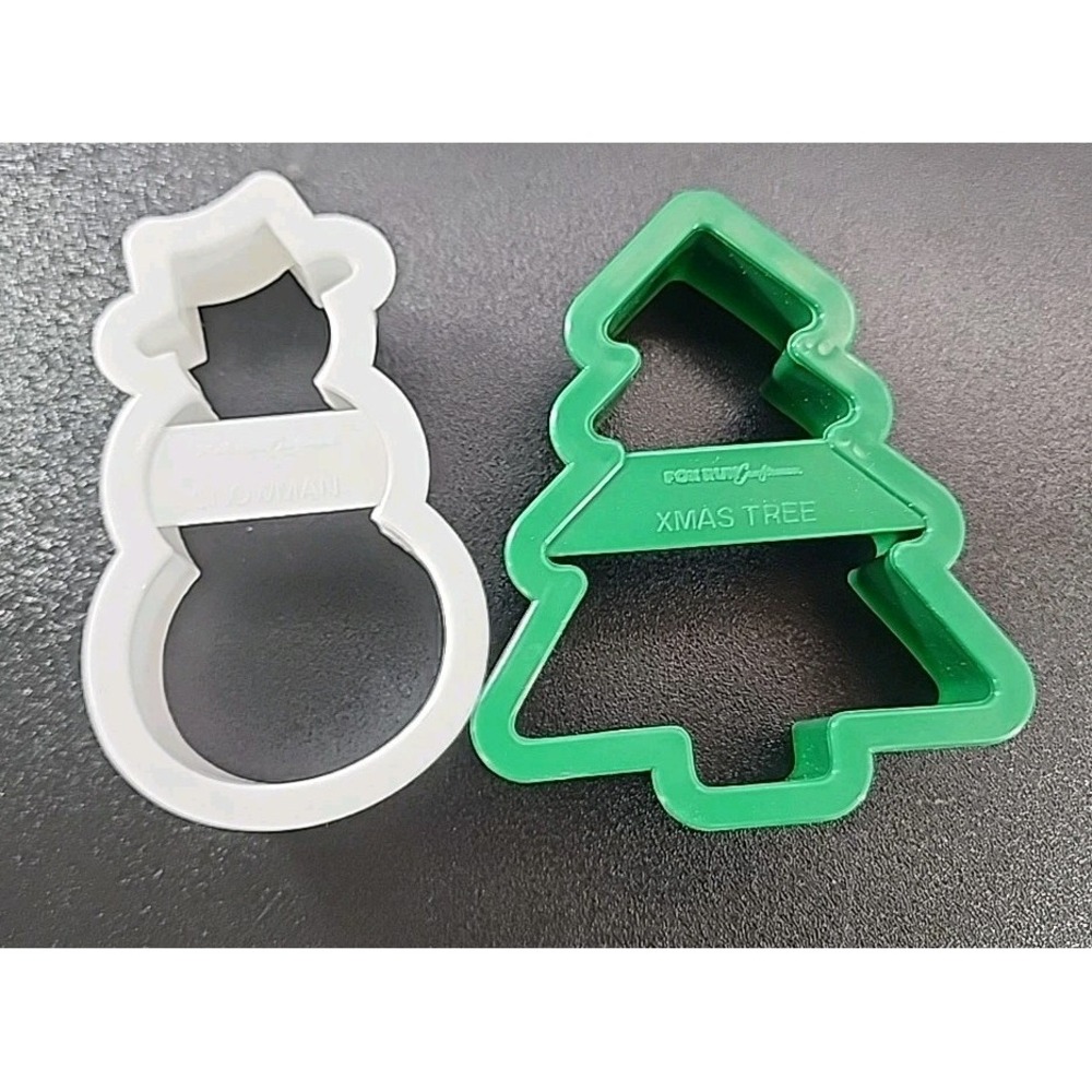 Lot of Fun Run Comfort Grip Cookie Cutters  Christmas Tree‎ Snowman